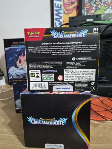 Booster Box Caos Rising
