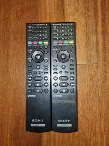 Controle Remoto original Sony para o console PlayStation 3 (modelo SCPH-98046) 2 unidades