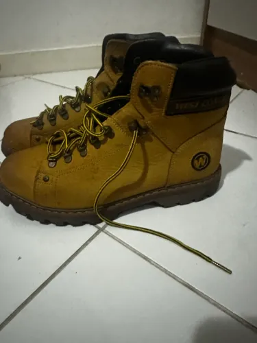 Bota West Coast Worker Classic Nobuck Couro Caramelo - Caramelo