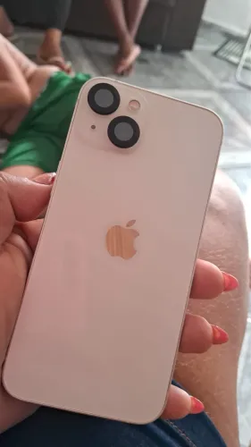 iPhone 13 semi novo 