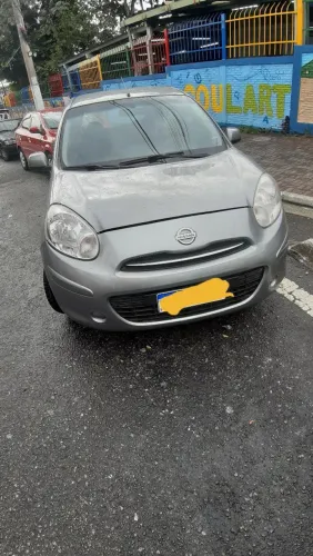 Nissan March S 1.0 16V Flex Fuel 5P 2012