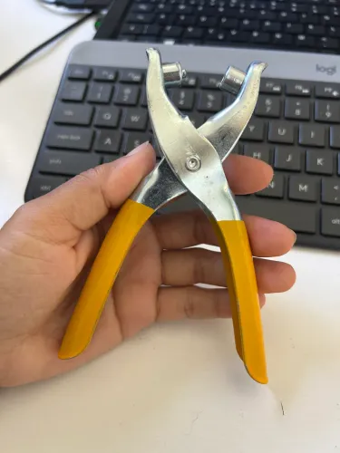 APLICADOR DE ILHÓS | PARA TECIDO, PAPEL E PLÁSTICO