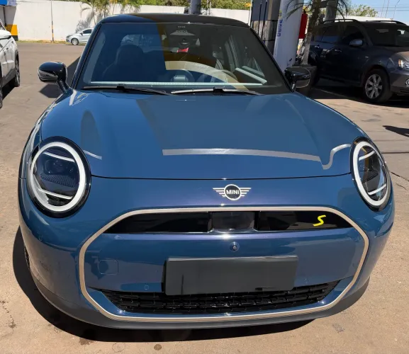 Mini Cooper SE 3P (elétrico) 2025