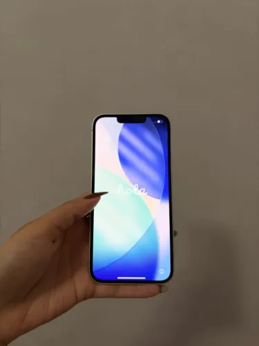 ? iPhone 13 128 GB Branco