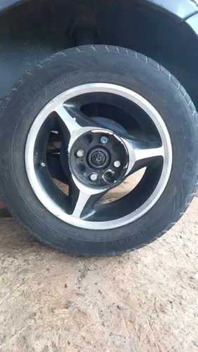 Roda liga leve aro 13.