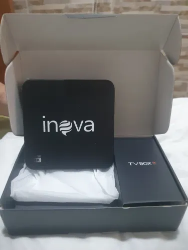 Tv box , com 2 aplicativos vitalícios , canais , filmes e séries a vontade