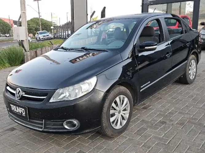 Volkswagen Voyage Comf/highli. 1.6 MI T.flex 8V 4P 2011