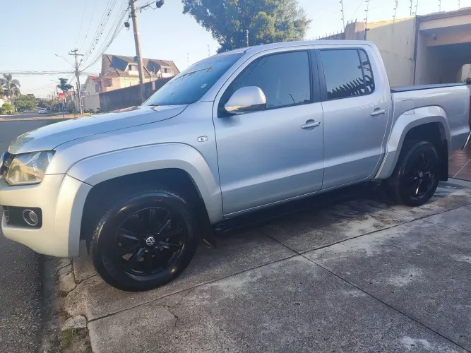Volkswagen Amarok Highline CD 2.0 16V TDI 4X4 Dies. 2011