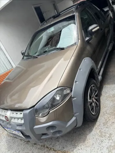 Fiat Strada Adventure 1.8/ 1.8 Locker Flex CE 2010