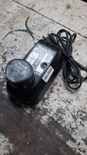 Carregador Parafusadeira Makita DC10WB Bivolt + Bateria BL1014 12V Originais
