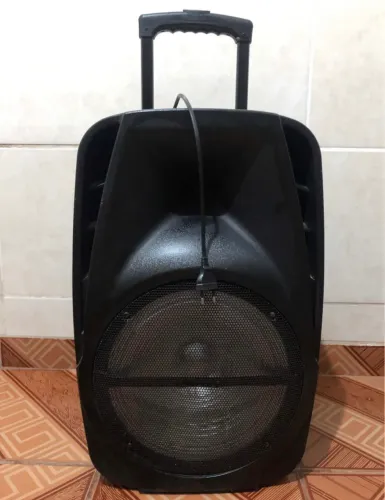 Caixa de som $ 400