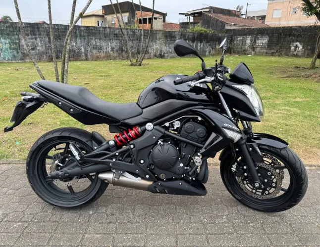 KAWASAKI ER6N 650CC 2010 COMPLETA NOVA DEMAIS PARCELO NO CARTAO EM ATE 24X