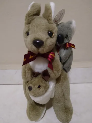 Canguru com filhote de coala e canguru de pelúcia antialérgico