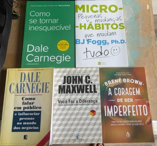 Kit 5 Livros Desenvolvimento Pessoal (Dale Carnegie, Maxwell, Brené Brown) - Oportunidade