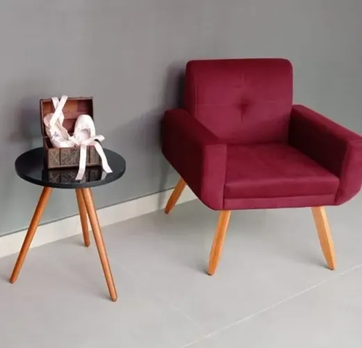 Vende-se kit poltrona mais mesinha lateral