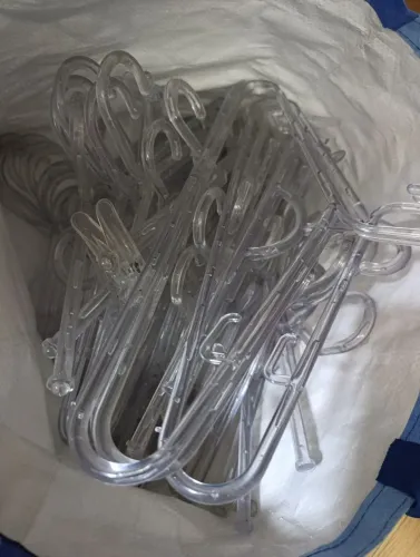 50 cabides para loja