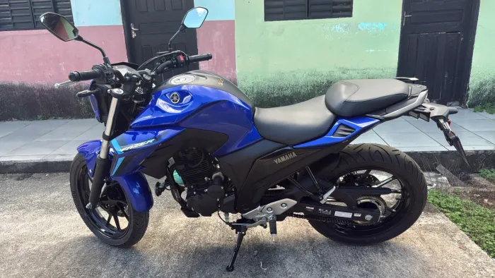 Moto Fazer FZ25/2025