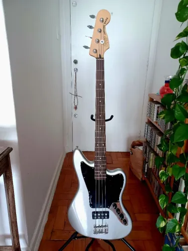 Baixo Fender Squier Jaguar Vintage Modified HB