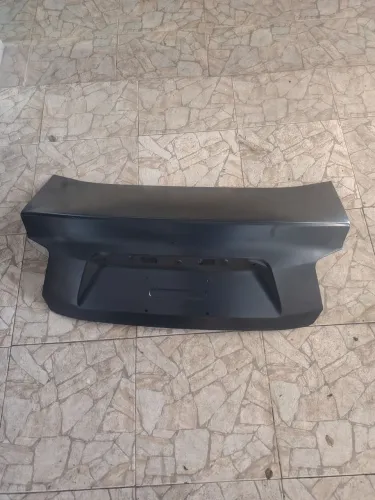 Tampa traseira do Honda City 2008 a 2012