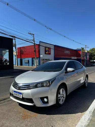 Toyota Corolla GLI 1.8 Flex 16V Aut. 2015