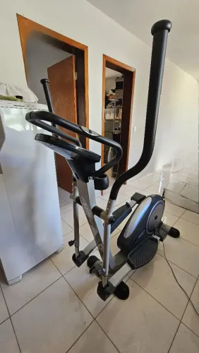 Eliptica Athletic 1800EP Profissional