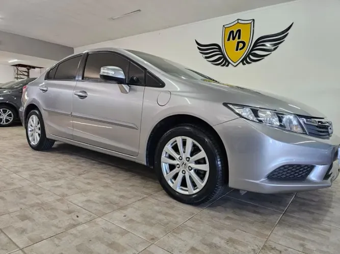 Honda Civic Sedan LXS 1.8/1.8 Flex 16V Aut. 4P 2014