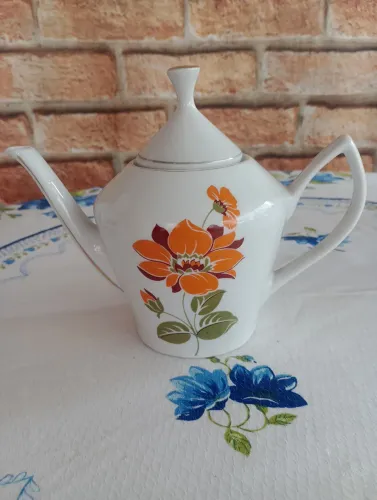 Lindos bules de porcelana pozzani