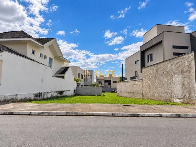 Terreno à venda no condominio Floradas do Paratey, 298 m² por R$ 740.000 - Urbanova - São 