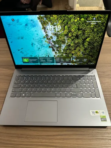 Notebook Gamer Lenovo LOQ - i5 - 16GB DDR5, 1TB SSD, RTX 4050 6GB