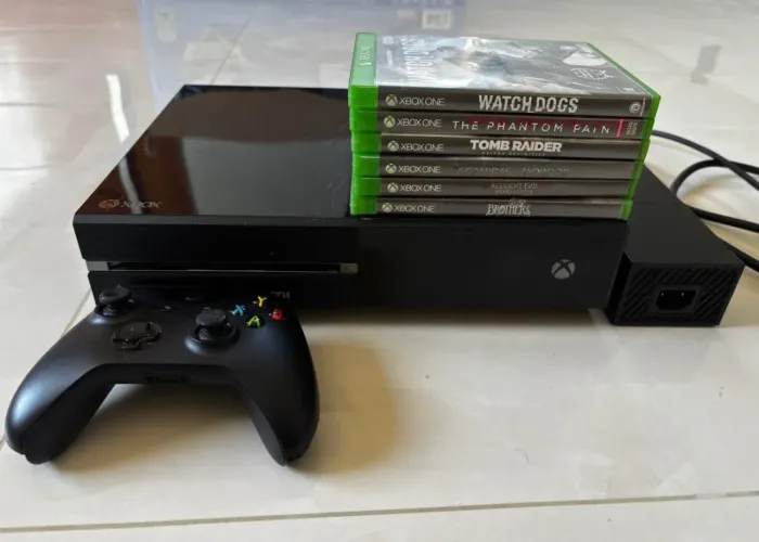 Xbox One 500GB + 6 Jogos Originais + Controle - Excelente Estado!