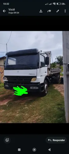 Caminhão Mercedes Atego