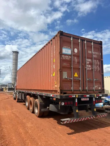 Container DRY 40'Pes - Com 12 Metros de Comprimento - Em Ótimo Estado
