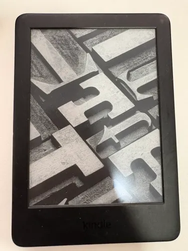 Kindle 10a. geração com bateria de longa duração - Cor Preta 