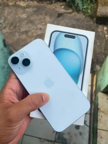 iPhone 15 