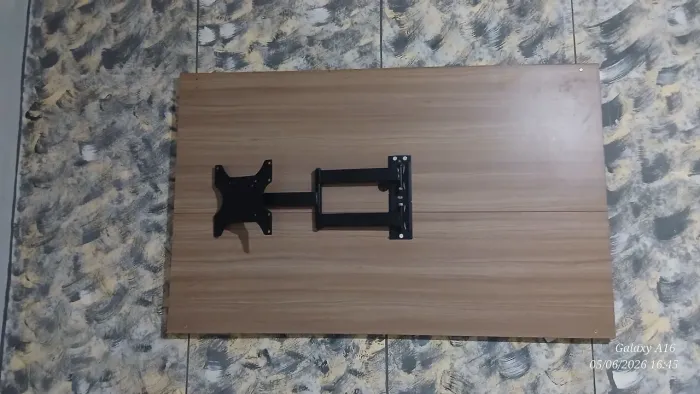 Painel p TV com braço