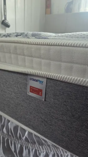 Cama box Cristal Flex Itália, molas ensacadas