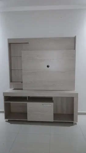 PAINEL/ESTANTE PARA TV - SEMINOVO