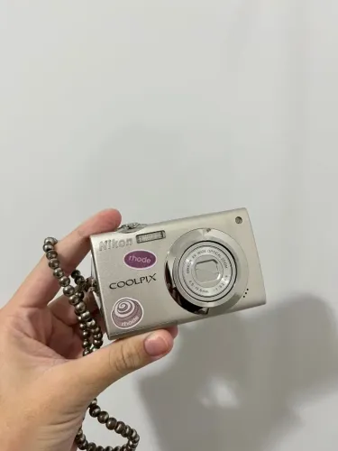 Nikon coolpix s4000