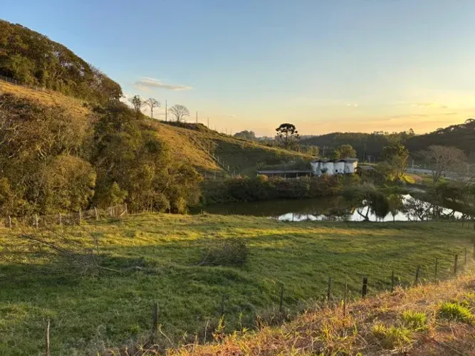 Lote de 342 m² num residencial fechado em Barbacena com financiamento próprio