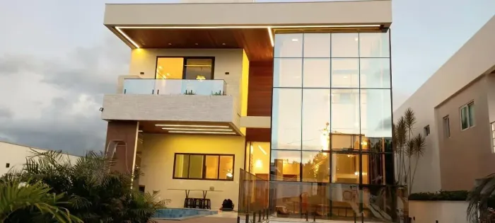Imóvel para venda tem 450 metros quadrados com 5 quartos em Nova Caruaru - Caruaru - PE