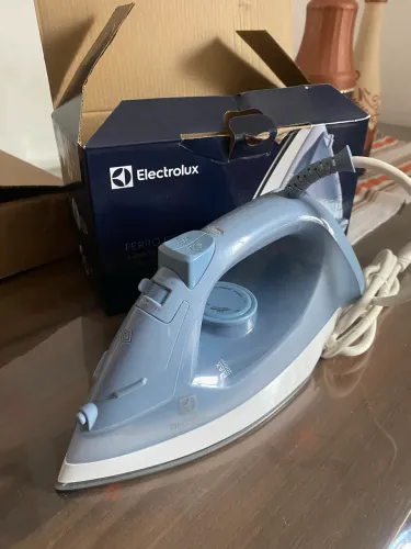 Ferro de passar Electrolux NOVO