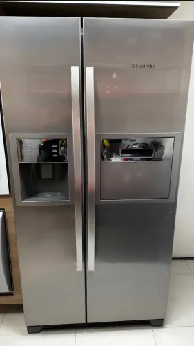 Pecas Usadas Refrigerador Electrolux side by side SH70X