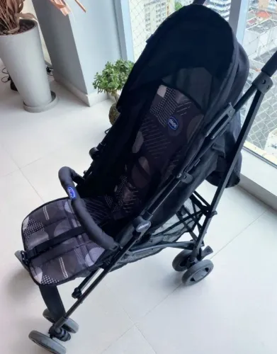 Carrinho dobrável Chicco
