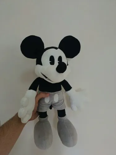 Mickey Mouse Versão Retrô Clássica - Disney