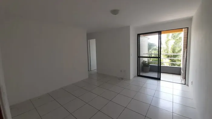 Alugo Apto de 2/4 no Renascença