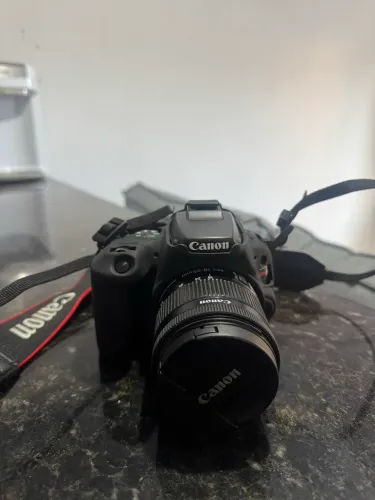 Canon SL3 á venda!