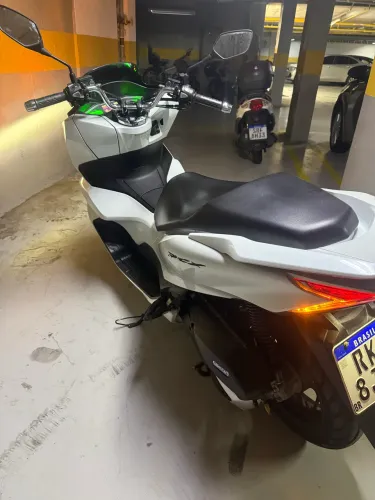 HONDA PCX 160 DLX 2024