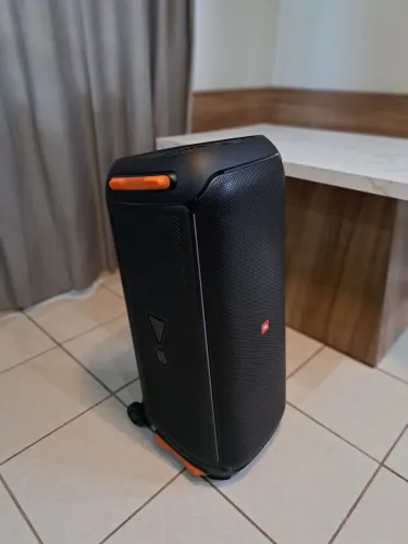 JBL partybox 710 + microfone sem fio