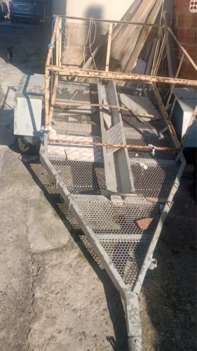 Vende-se carretinha para carregar moto de trilha