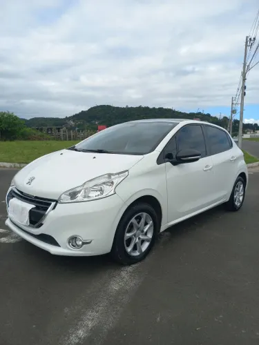 Peugeot 208 Allure 1.5 Flex 8V 5P 2015